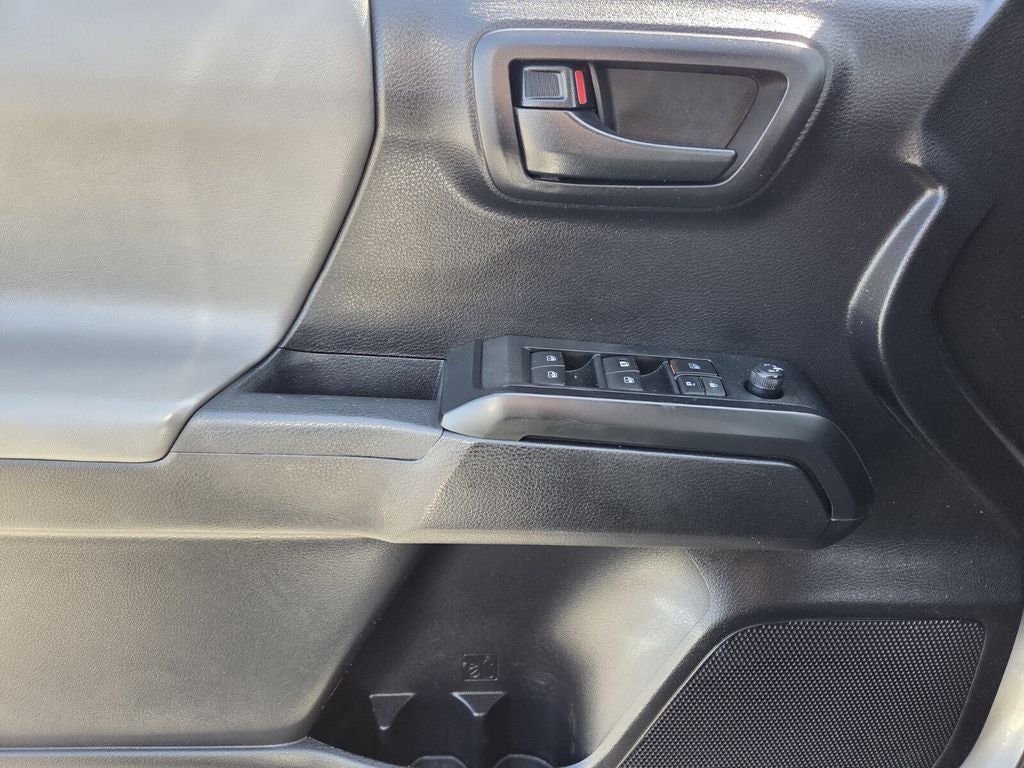 2021 Toyota TACOMA SR SR V6