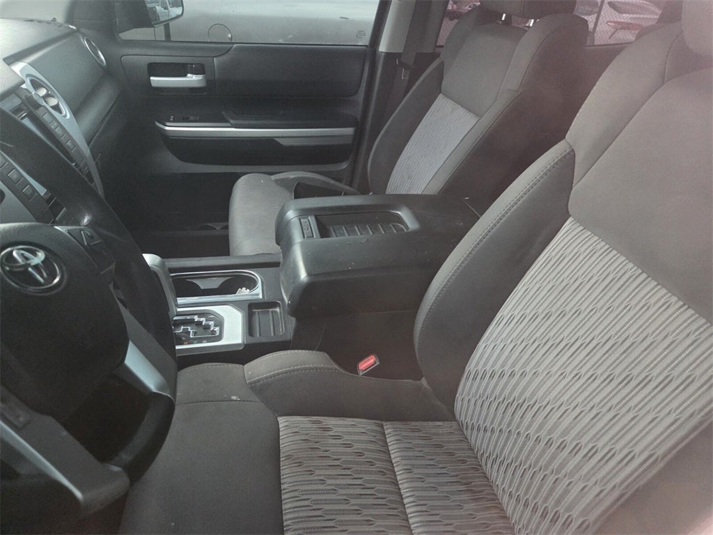 2017 Toyota TUNDRA 4X2 SR5 4.6L V8