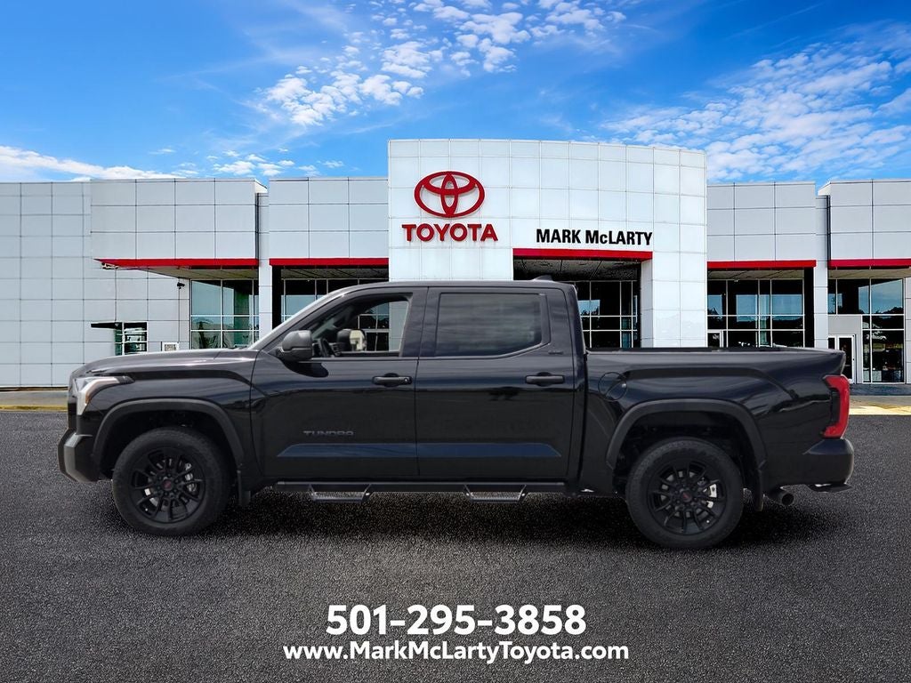 2025 Toyota TUNDRA 4X4 SR5
