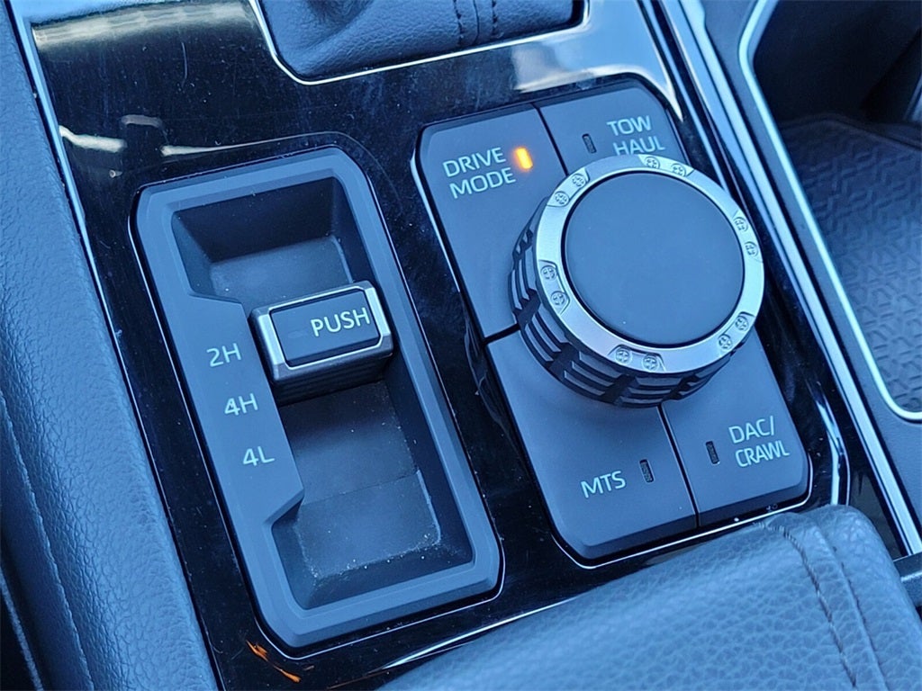 2025 Toyota TUNDRA 4X4 Limited