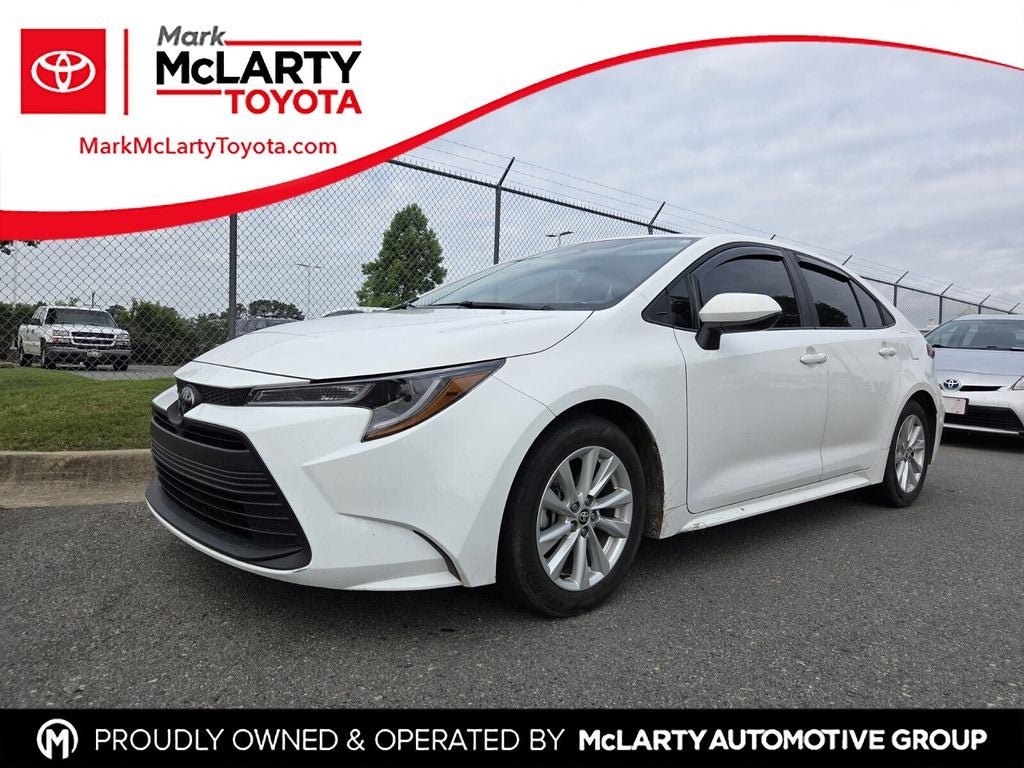 2024 Toyota Corolla LE CVT's photo
