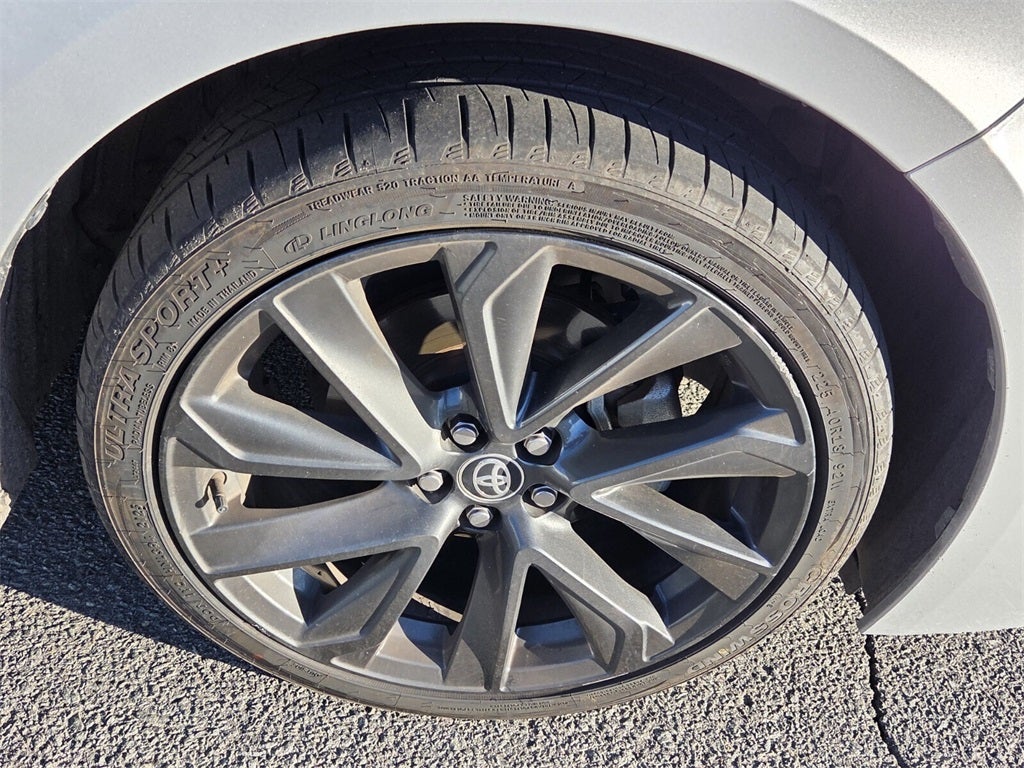 2025 Toyota COROLLA SE