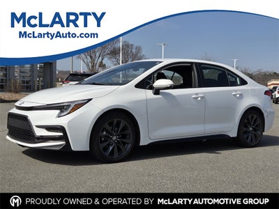 2025 Toyota COROLLA SE