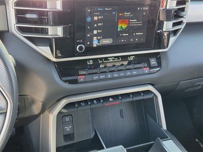 2025 Toyota SEQUOIA 4WD SR5