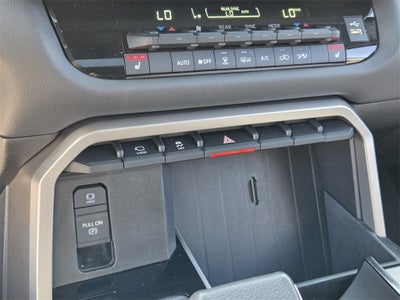 2025 Toyota SEQUOIA 4WD SR5