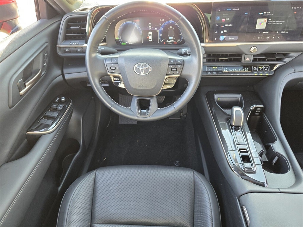 2024 Toyota CROWN Limited