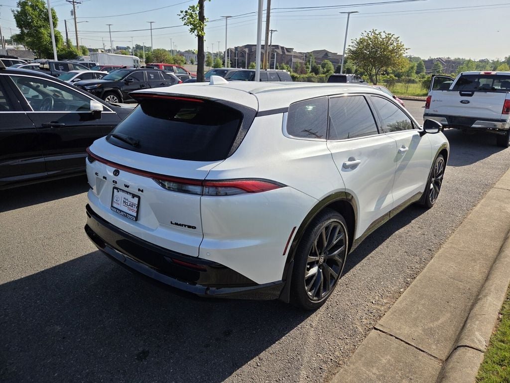 2025 Toyota CROWN SIGNIA Limited