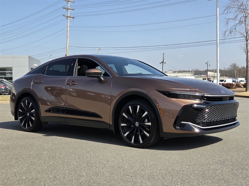 2025 Toyota CROWN Platinum