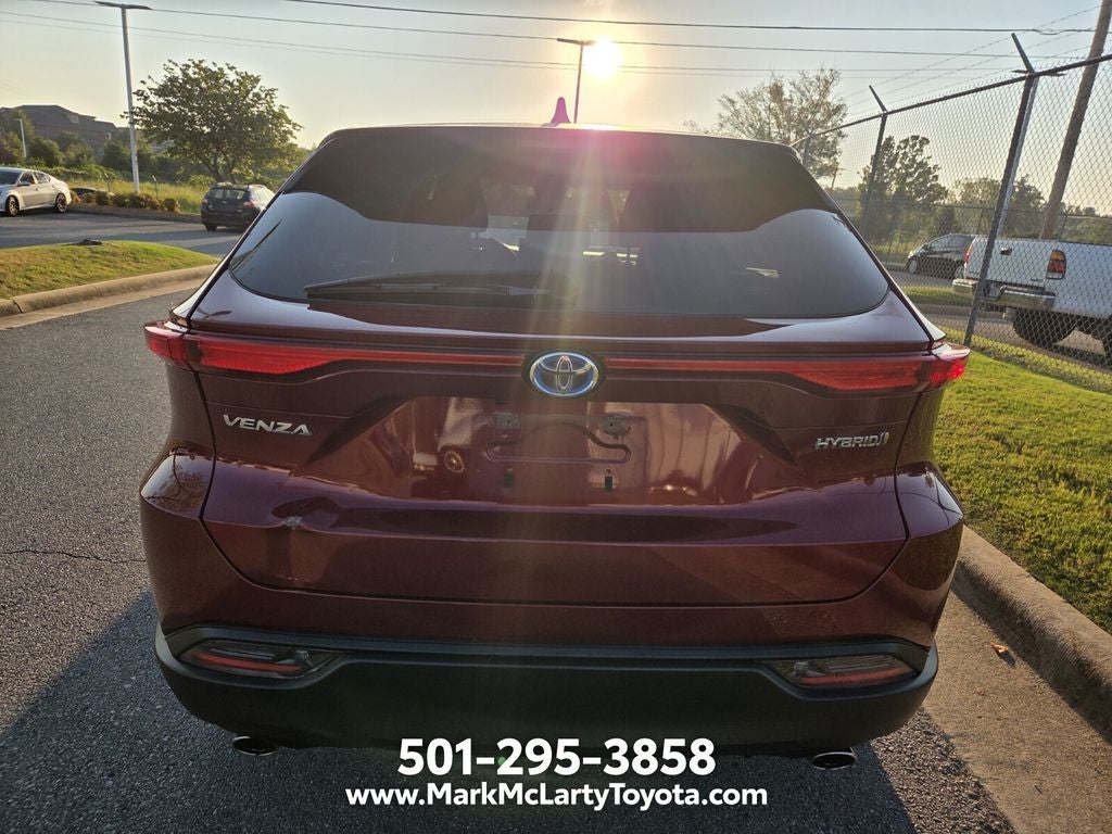 2022 Toyota Venza LE