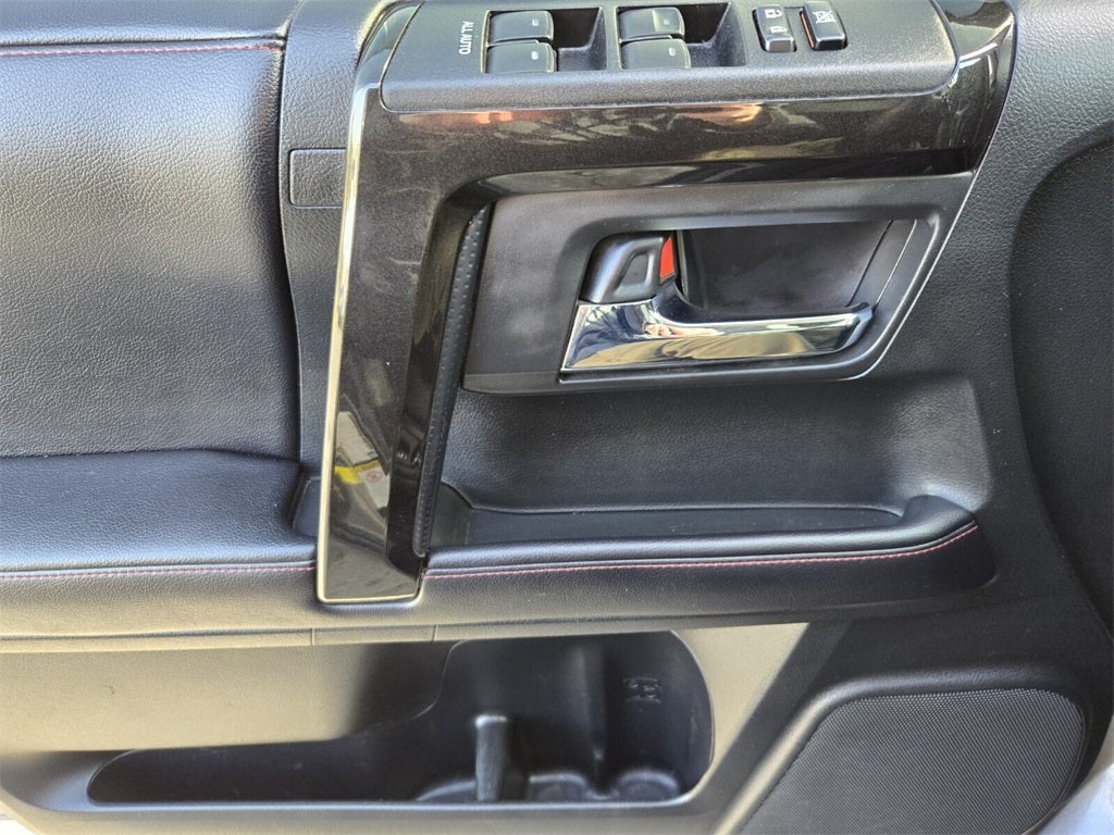 2019 Toyota 4RUNNER TRD Off-Road Premium