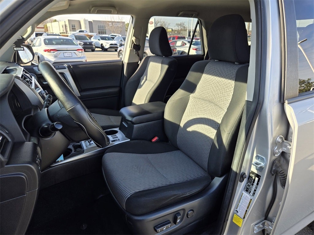 2021 Toyota 4RUNNER SR5