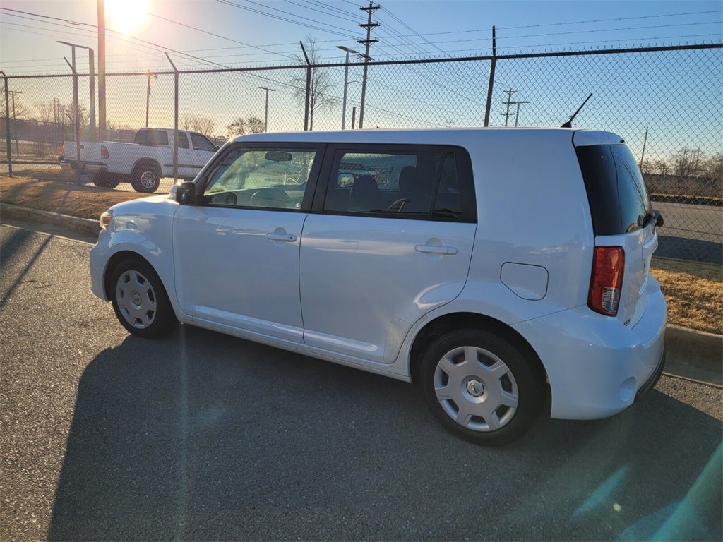 2014 Scion SCION XB 5dr Wgn Auto (Natl)