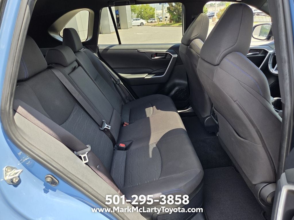 2023 Toyota RAV4 Hybrid SE