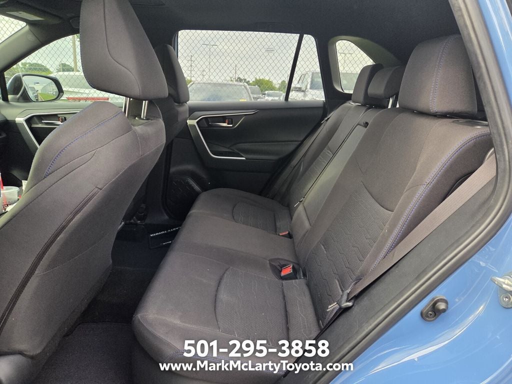 2023 Toyota RAV4 Hybrid SE
