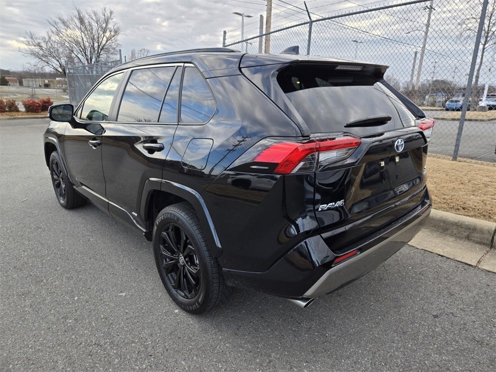2023 Toyota RAV4 HYBRID SE