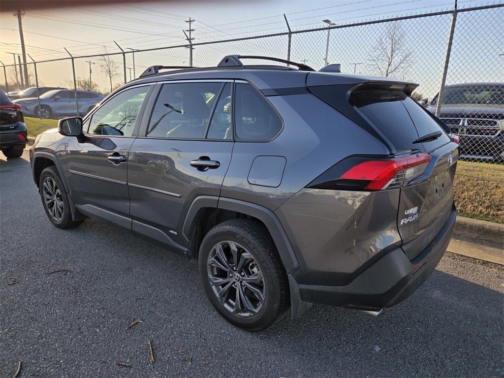 2024 Toyota RAV4 HYBRID XLE Premium