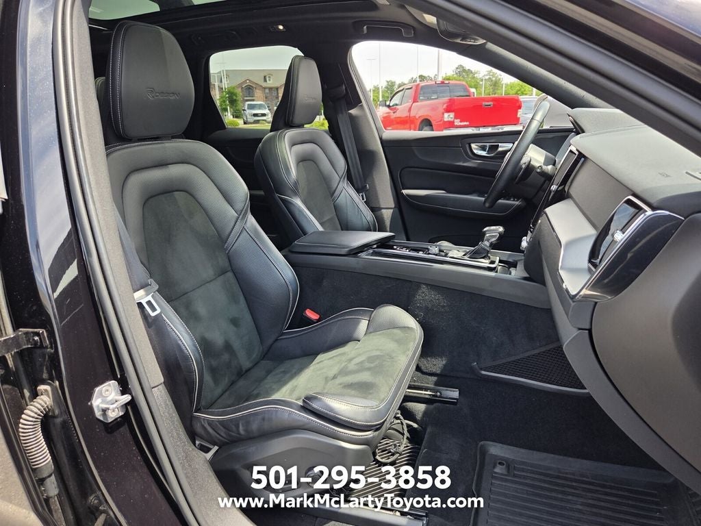 2019 Volvo XC60 T6 R-Design