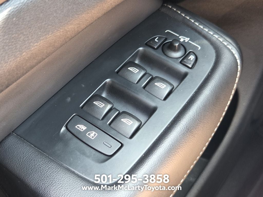 2019 Volvo XC60 T6 R-Design