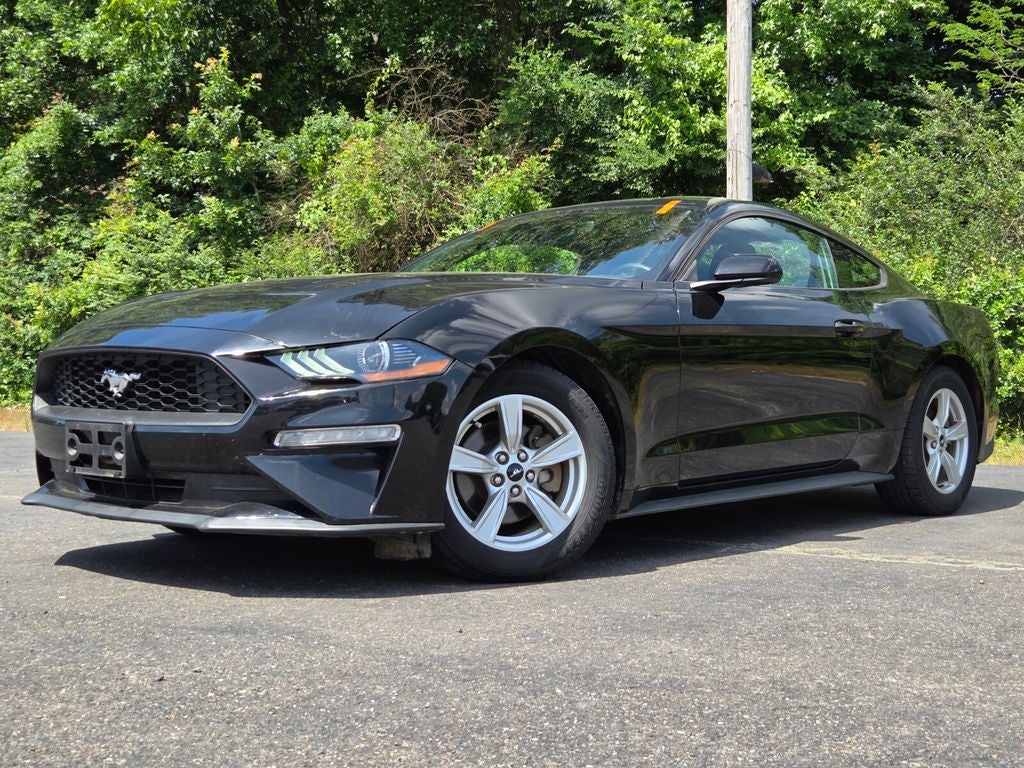 2022 Ford Mustang EcoBoost