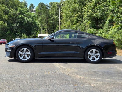 2022 Ford Mustang EcoBoost