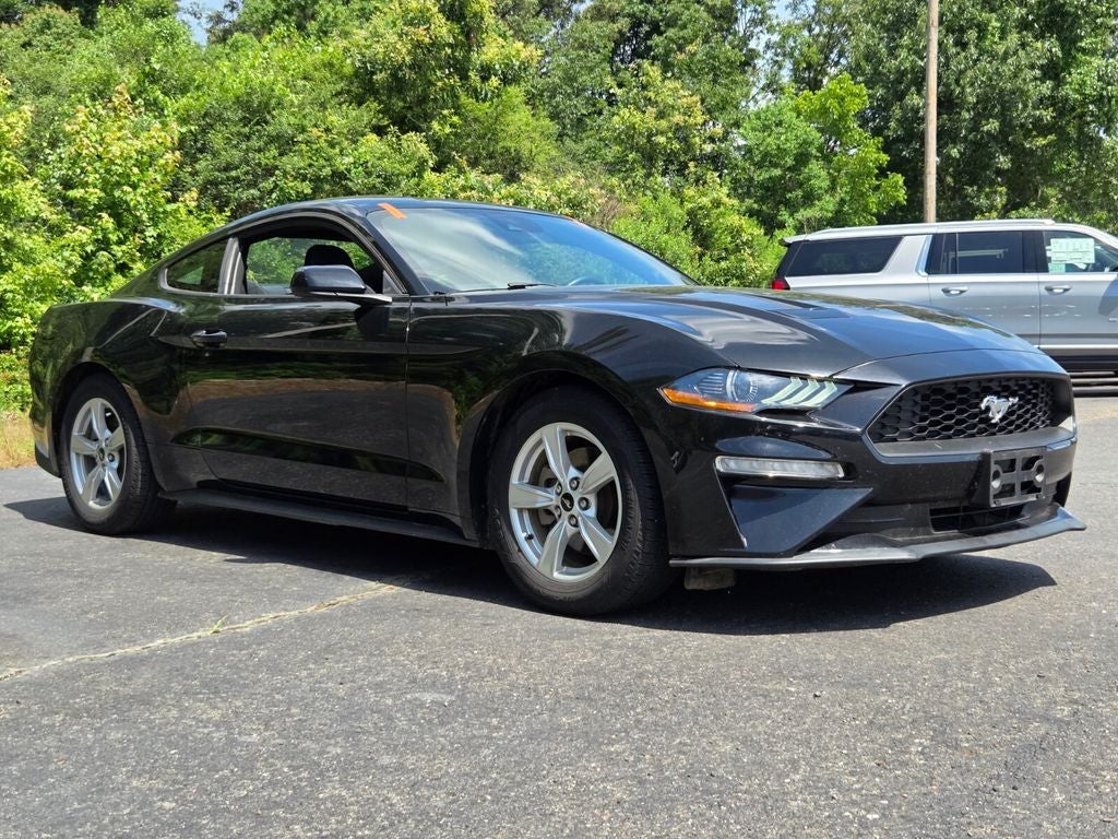2022 Ford Mustang EcoBoost