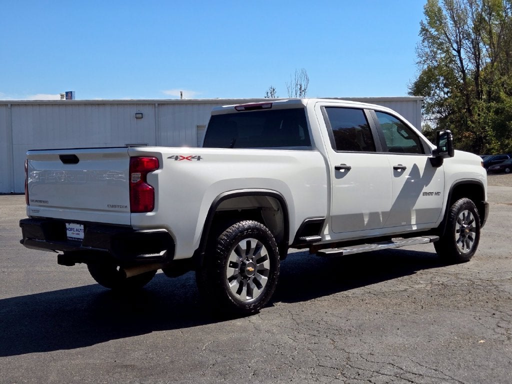 2026 Chevrolet Silverado 2500HD Custom