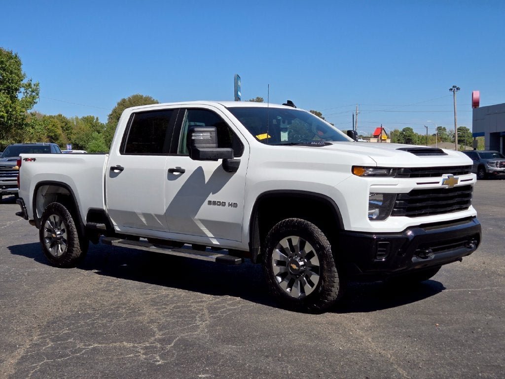 2026 Chevrolet Silverado 2500HD Custom