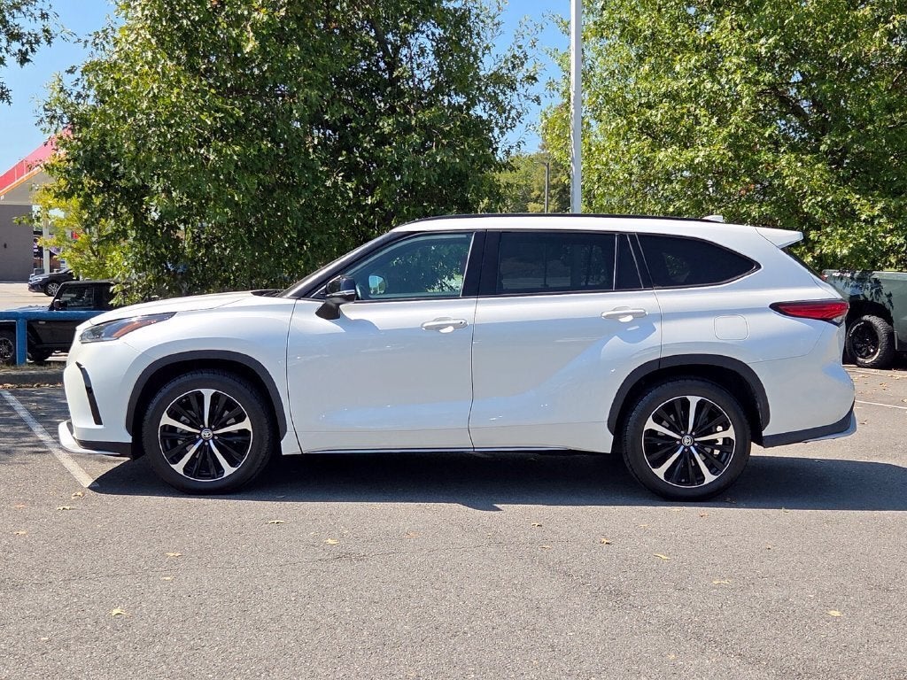 2021 Toyota Highlander XSE