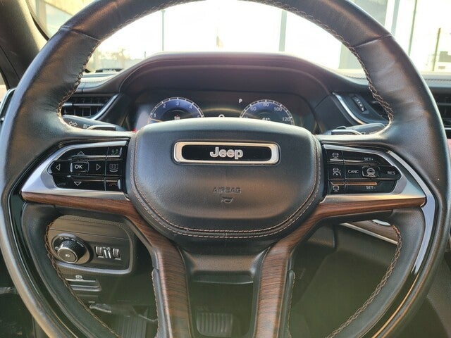 2023 Jeep Grand Cherokee Summit