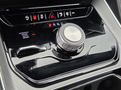 2025 Jeep Wagoneer Base