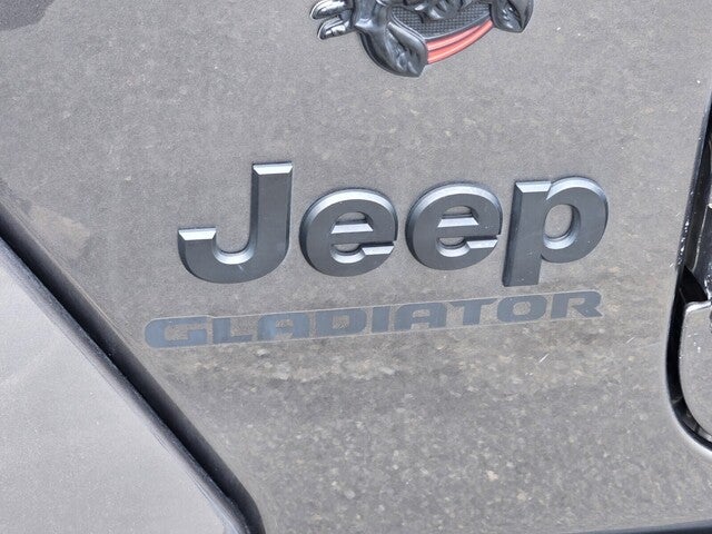 2022 Jeep Gladiator Sport