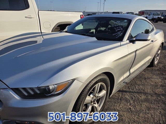 2016 Ford Mustang V6