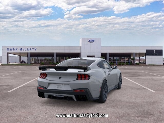 2026 Ford Mustang Dark Horse