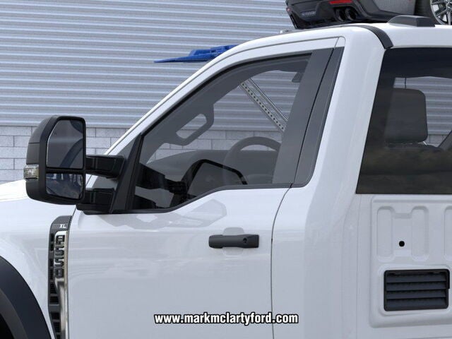 2026 Ford F-550SD DRW