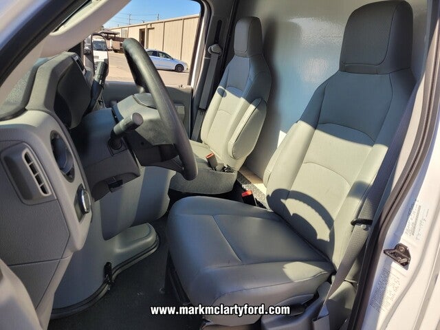 2026 Ford E-450SD Base DRW