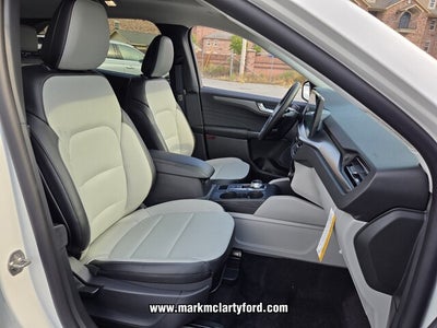 2025 Ford Escape Plug-In Hybrid Base