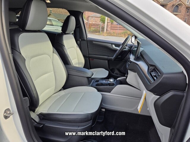 2025 Ford Escape Plug-In Hybrid Base