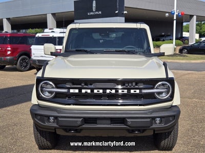 2026 Ford Bronco Outer Banks