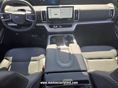 2026 Ford Expedition Active