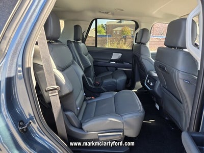 2027 Ford Expedition Active