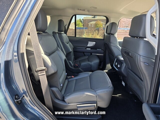 2027 Ford Expedition Active