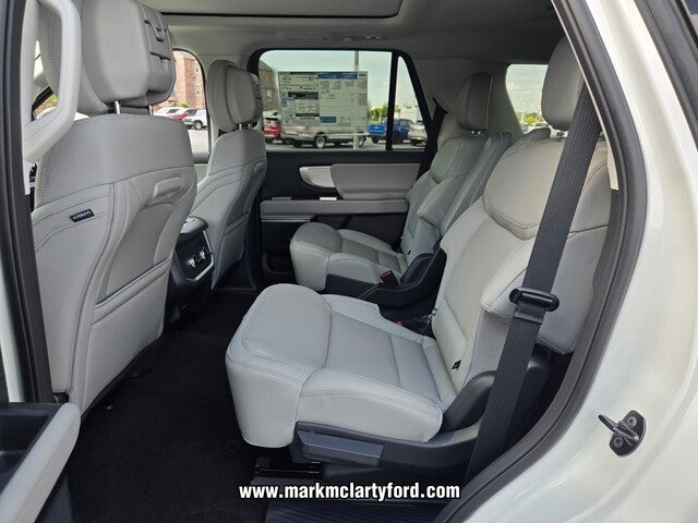 2027 Ford Expedition Active