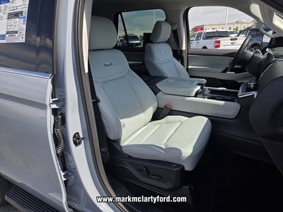 2027 Ford Expedition Platinum