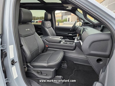 2025 Ford Expedition Platinum