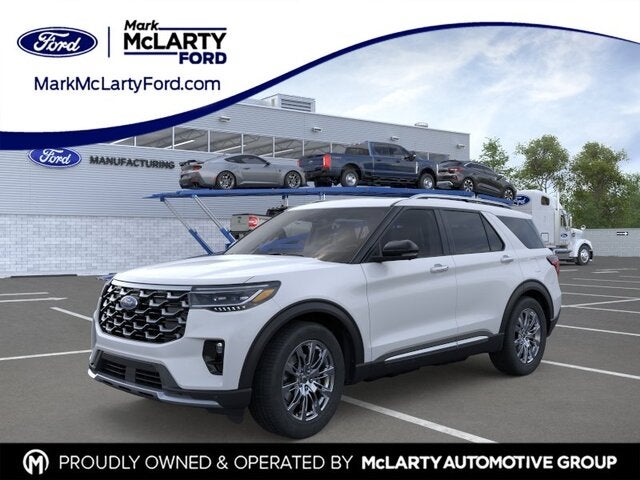 2026 Ford Explorer Platinum's photo