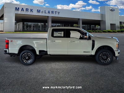 2025 Ford F-250SD Platinum