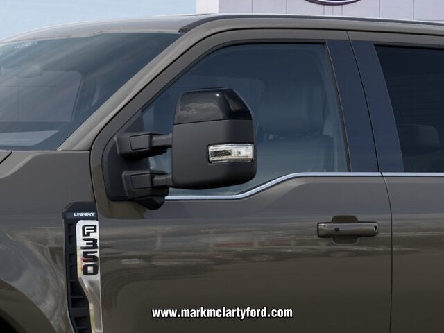 2027 Ford F-350SD Lariat