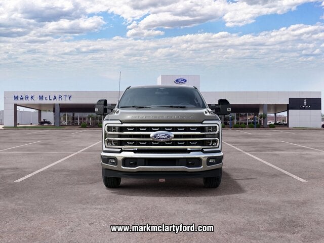 2027 Ford F-350SD Lariat
