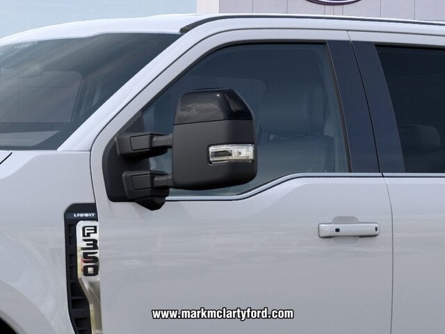 2027 Ford F-350SD Lariat