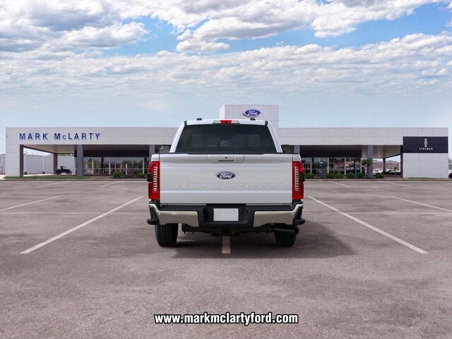 2027 Ford F-350SD Lariat